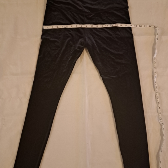 Athleta Elation Ultra High Rise Tight In Black Velvet Sz XL Tall - Picture 5 of 11